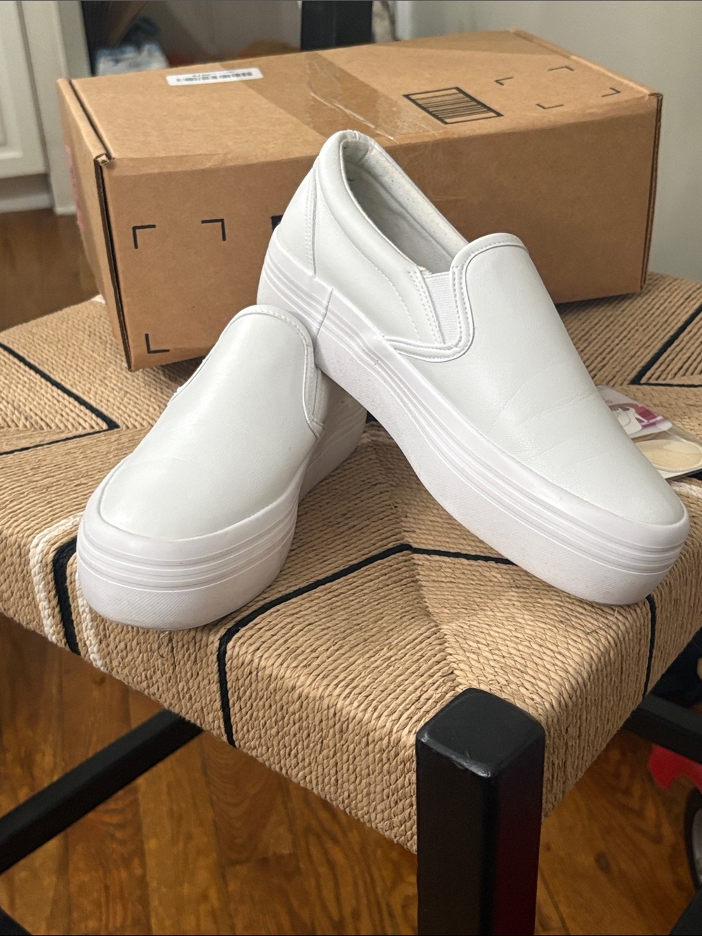 Jabasic Women's Slip-On Platform Athletic Sneakers in White